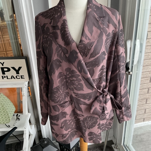 J. Crew Collection - Picture 1 of 5